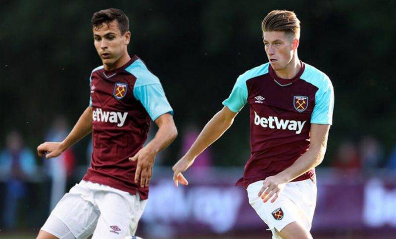 英超-帕尔默中柱约根森送点 切尔西0-2伊镇遭2连败.